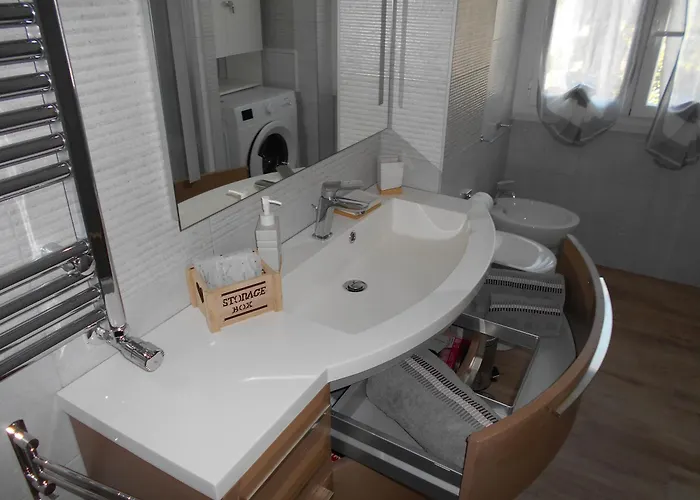 Domus Iarovalvi Appartement *